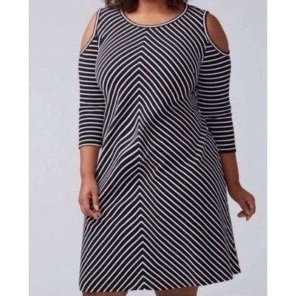 LANE BRYANT COLD SHOULDER SHIFT DRESS SIZE 14-16